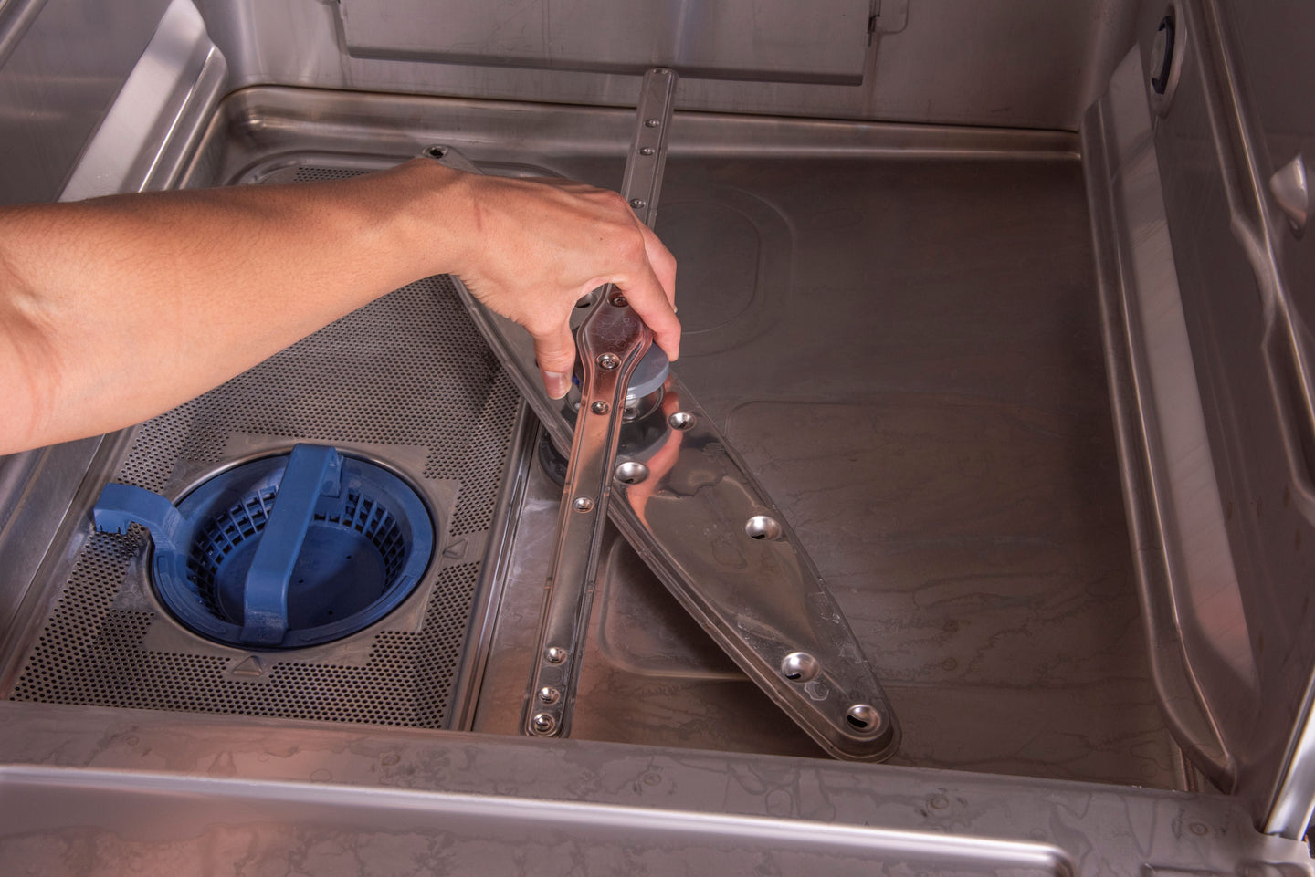 Hobart LXNR-2L 23 Inch Dishwasher Undercounter With Two-Level Racking